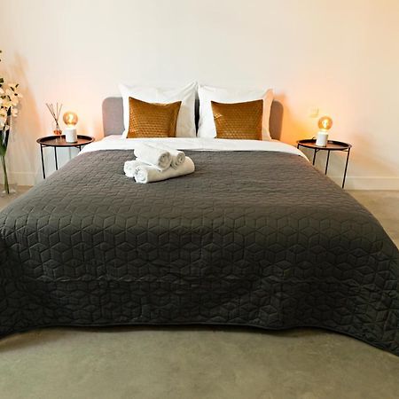 Luxury Suites South By Rikas Hotels Antwerpen Buitenkant foto